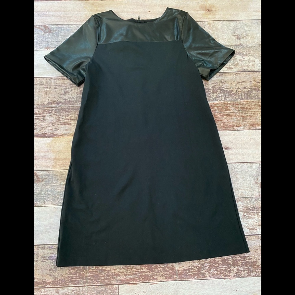 Ann Taylor Petite black‎ dress size 8P